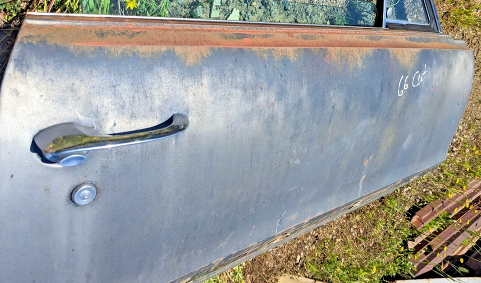 Oldsmobile Cutlass 442 1966 1967 2 puertas ht convertible puerta derecha carcasa OEM Foto 3 de 4