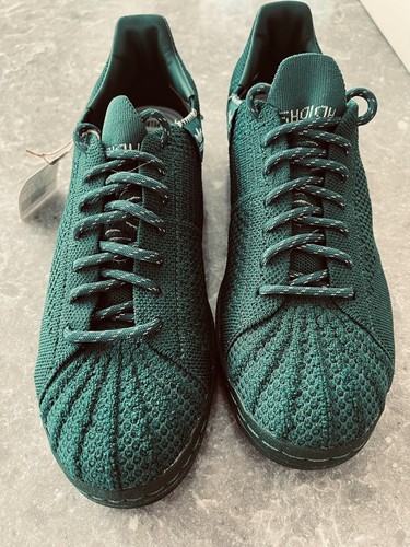 superstar primeknit men Green