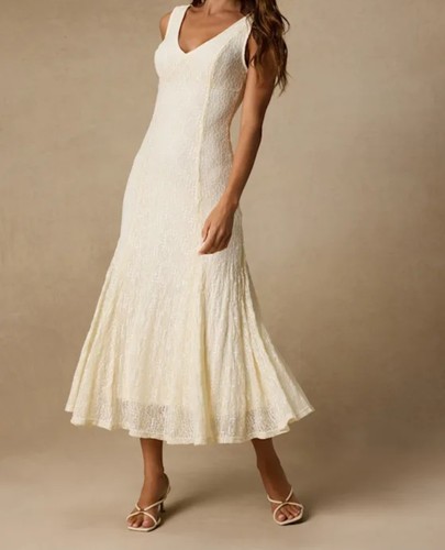 Lulu's Effie Cream Lace V-Neck Midi Dress