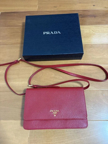 PRADA Saffiano Shoulder Wallet Red - Pre-owned (JP)