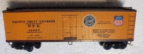 Frigorífico de una sola puerta MTL Pacific Fruit Express 40' escala N 18967 C52966 SIN CAJA | Zustand: Used