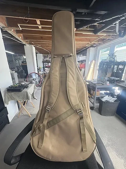 Taylor Guitars Super Aero Bolsa de Concierto Lados Duros / Estuche para Guitarras Tamaño Dreadnought Foto 2 de 3