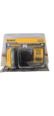 DEWALT DCB034C 20V MAX POWERSTACK Compact Battery and Charger Starter Kit New