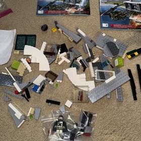 LEGO Marvel Super Heroes: Iron Man Malibu Mansion Attack (76007) Read descrip!