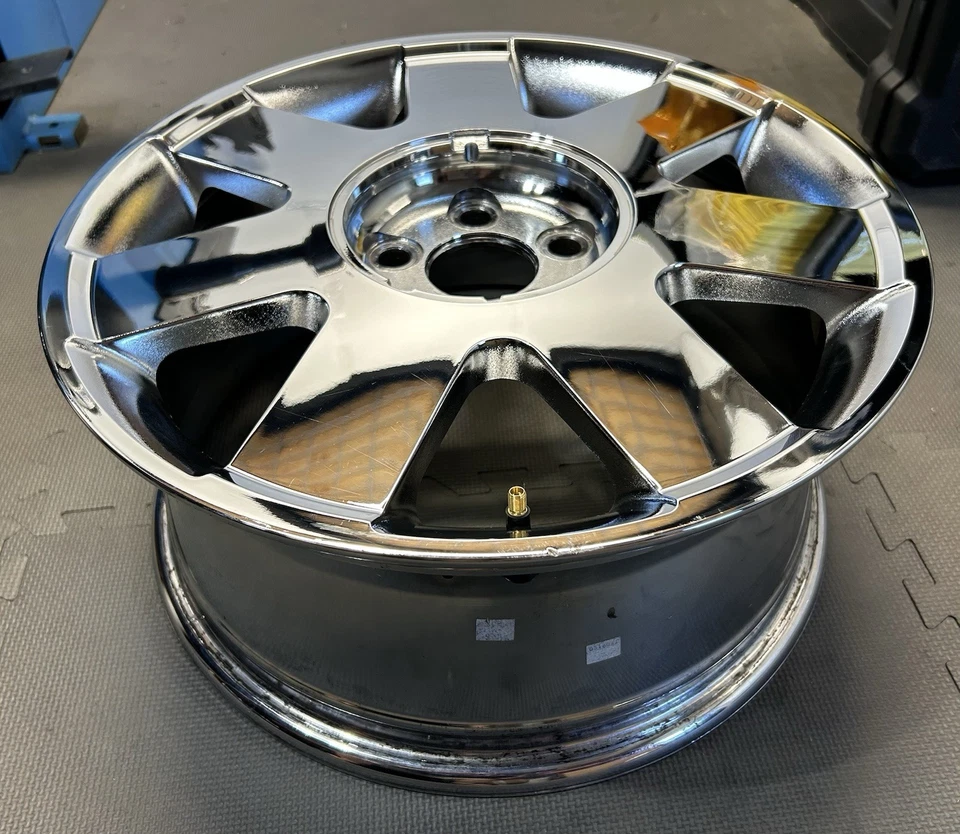 2002 2003 FORD THUNDERBIRD OEM ARO DE RODA DE LIGA LEVE CROMADO 17” 1W63-1007-CB 03470 - Imagem 2 de 4