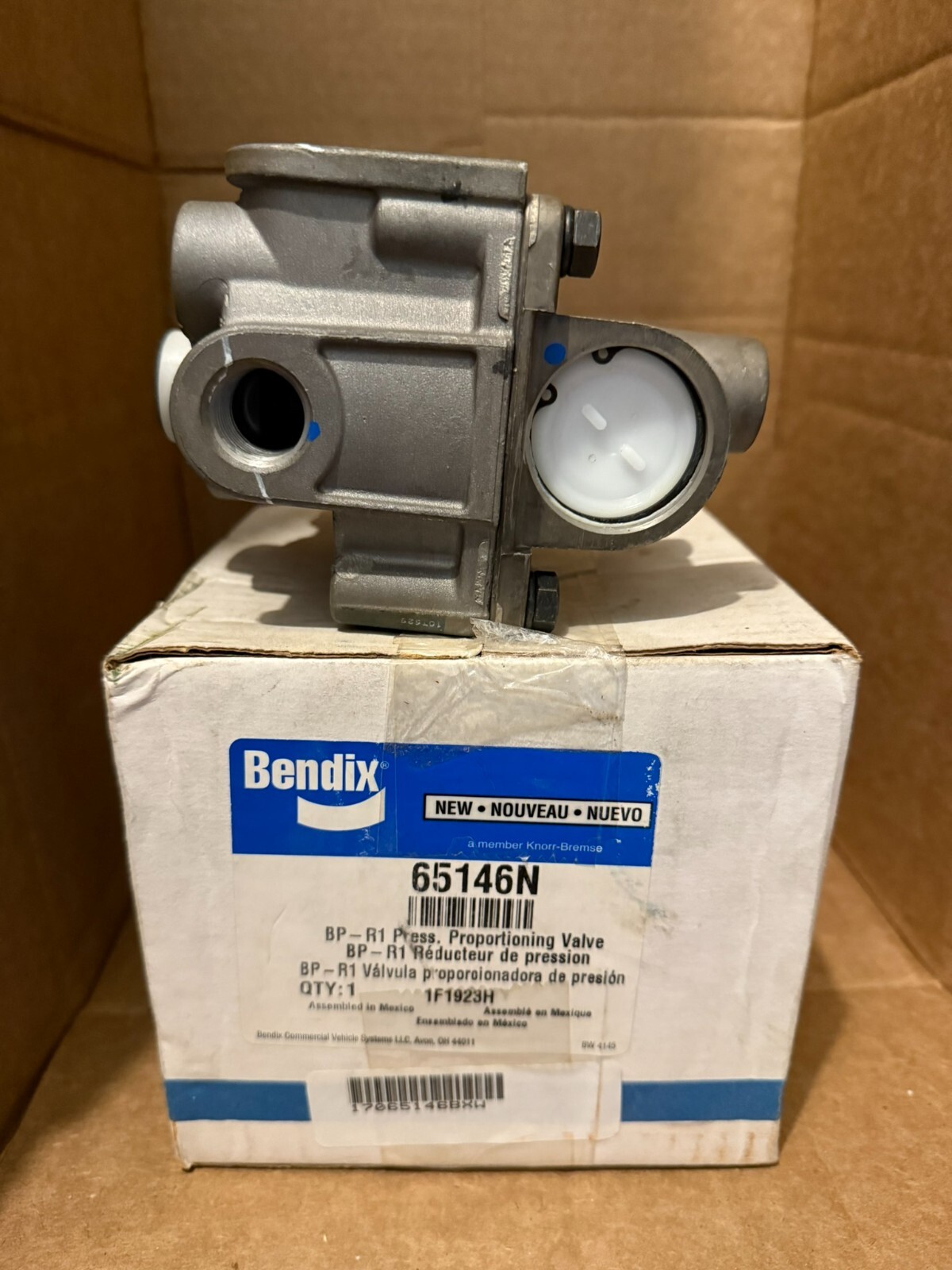Bendix BP-R1 Series Air Brake Pressure Proportioning Valve Part #65146N ...