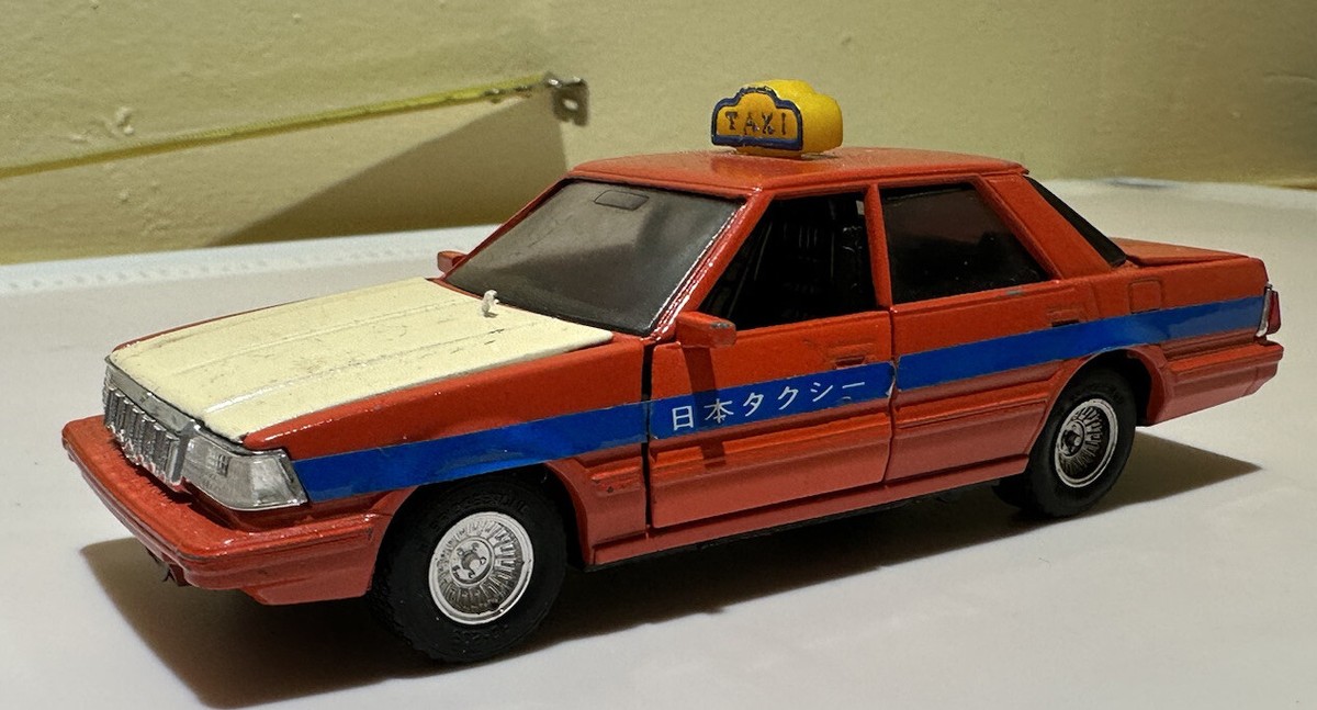ミニカー Yonezawa Diapet TOYOTA CROWN  SALOO ミニカー Yonezawa Diapet TOYOTA CROWN SALOO Yonezawa Diapet