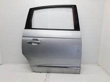 Porte arrière et accessoires Ssangyong RODIUS
