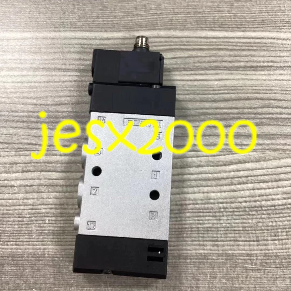 1PC NEW FESTO CPE14-M1CH-5L-1/8 550237 solenoid valve - Image 3 of 4
