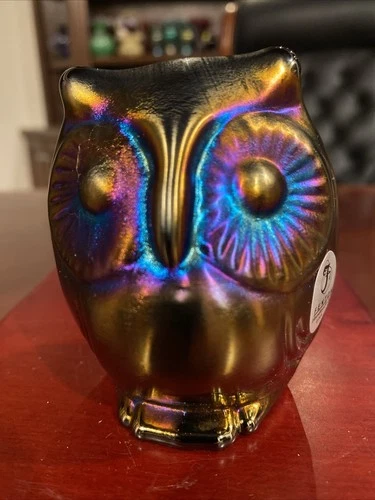 Delightful Fenton Amethyst Carnival Glass “Big Eye” Owl.  Brilliant Color Signed