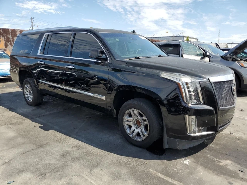 Used Rear Axle Assembly Rear fits: 2015 Cadillac Escalade esv 6.2L 9-3/4`` ring - Image 4 of 4