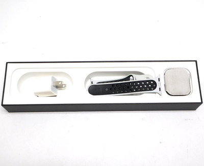 Apple Watch MTV92LL/A Series 4 Nike+ 40mm Silver Case w/Platinum Black Band READ