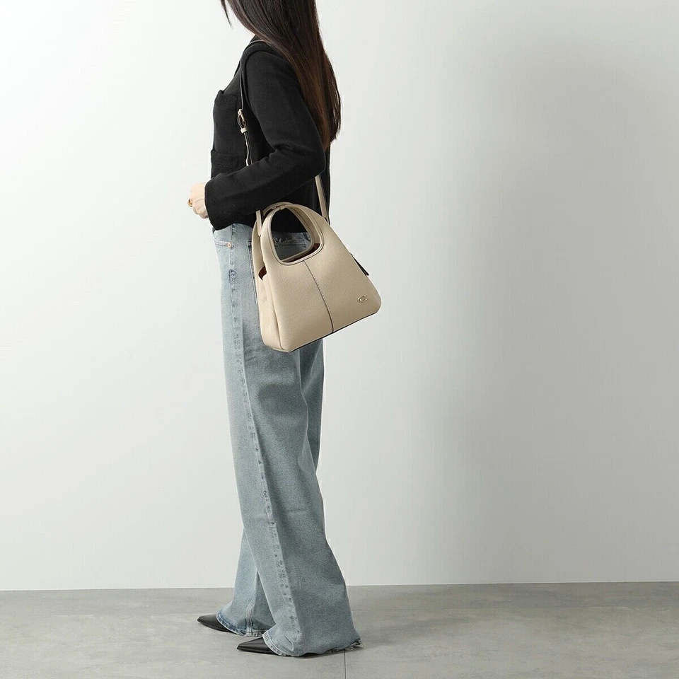 Hot COACH CM545  Polished pebble Leather 2way Shoulder Bag 3 Color - Image 4 of 4