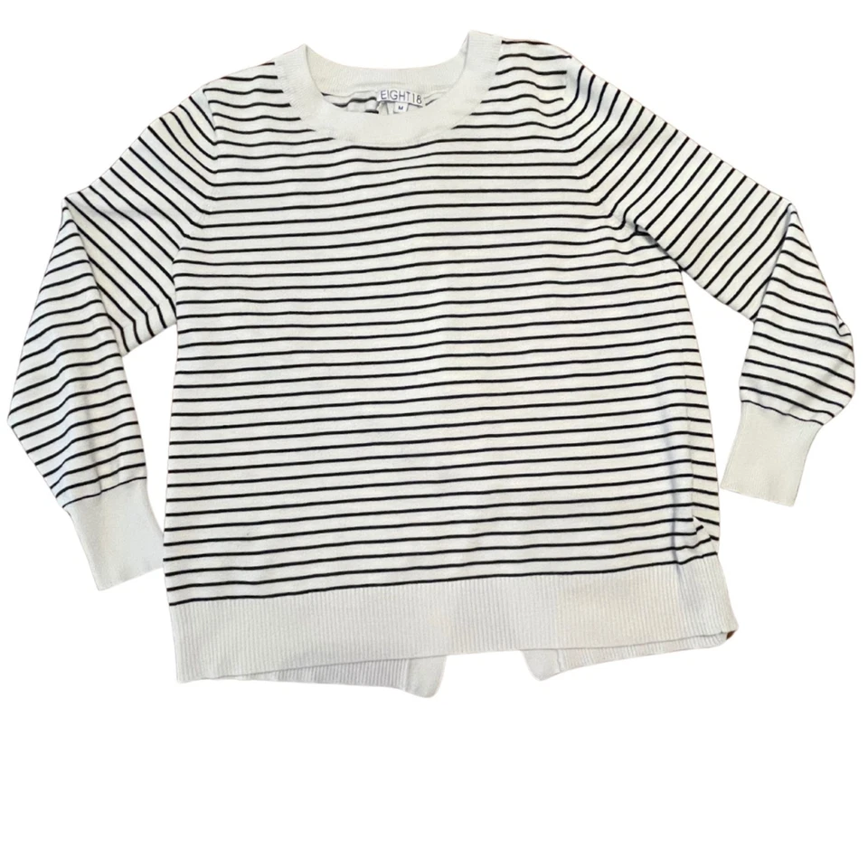 Women's Eight 18 Black and White Sweater Unique Key Hole Openings on Back Sz. M - Image 2 of 4