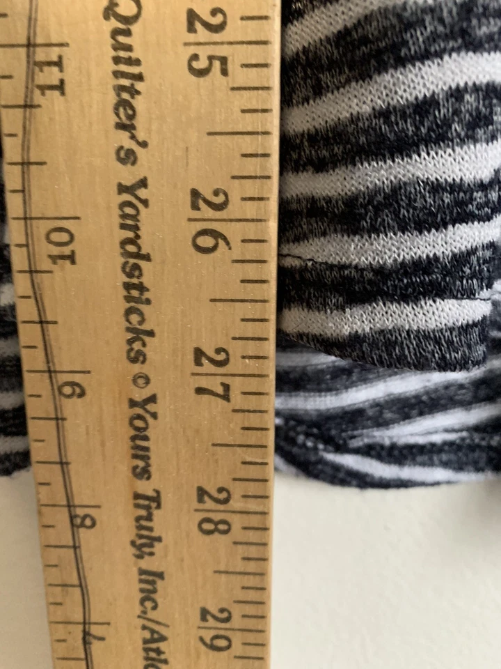 Camisa a rayas Lane Bryant para mujer talla 18/20 azul manga corta cuello redondo náutica Foto 3 de 4