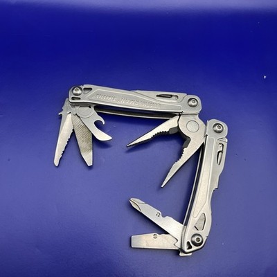 Leatherman Sidekick Multi-Tool, Knife, Pliers, Saw, Stainless 