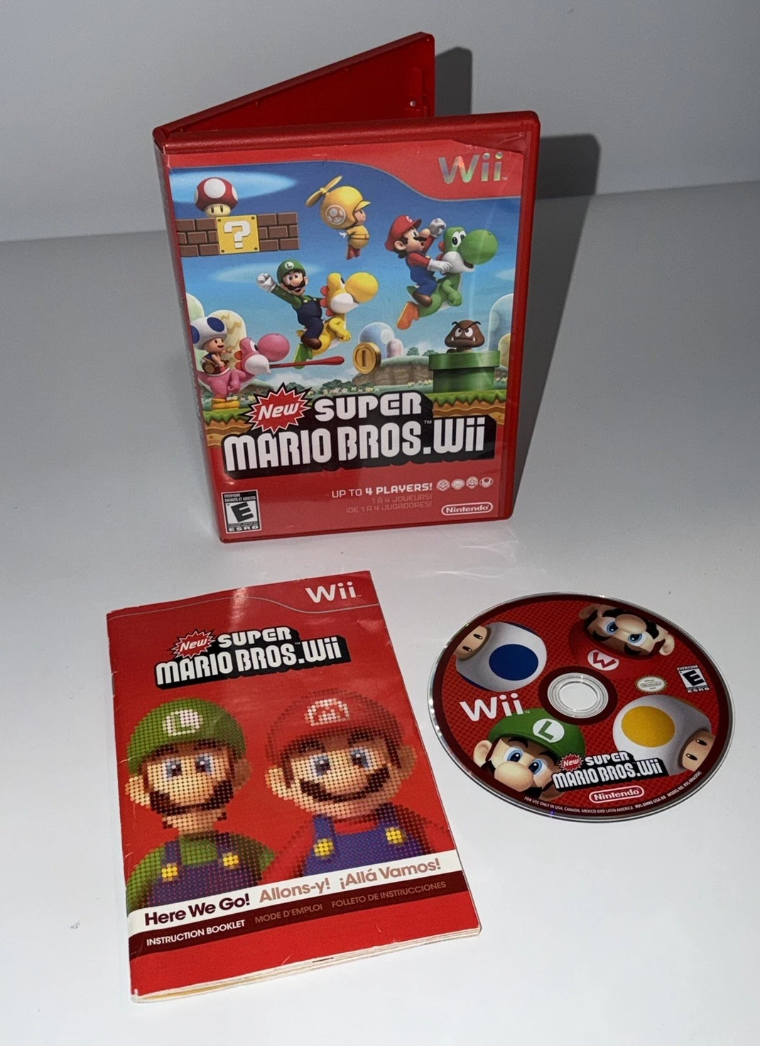 The New Super Mario Bros. - Nintendo Wii Video Game Disc With Case & Manual