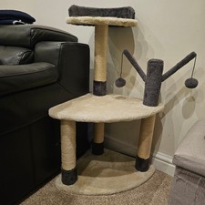 3 Tier Cat Stand With Scratching Post