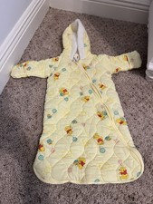 VTG Disney Winnie The Pooh Baby Newborn Yellow Hood Zip Snowsuit Coat Sack USA