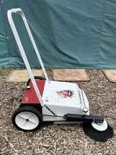 ADVANCE RETRIEVER PUSH SWEEPER INDUSTRIAL