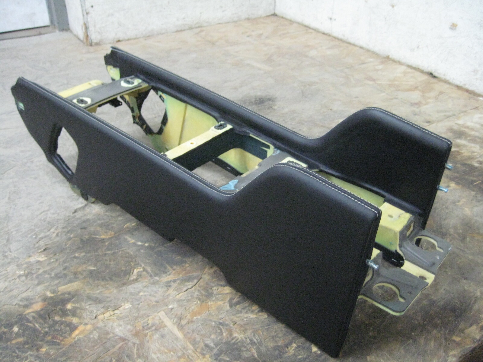 2012 BENTLEY CONTINENTAL GT REAR CENTER CONSOLE  BASE OEM 11-18