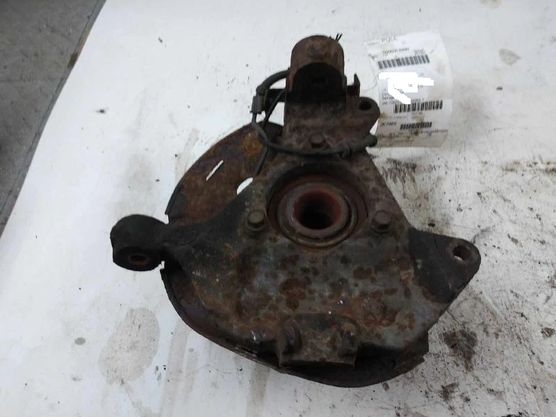 GMC Sierra 1500 2007-2013 conductor husillo delantero izquierdo nudillo OEM Foto 2 de 4