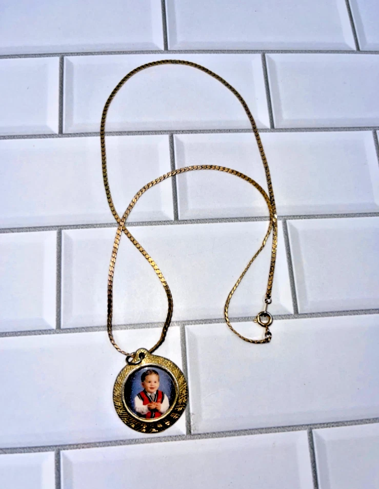 Vintage PTL Gold Photo Pendant Medallion Embossed circle round
