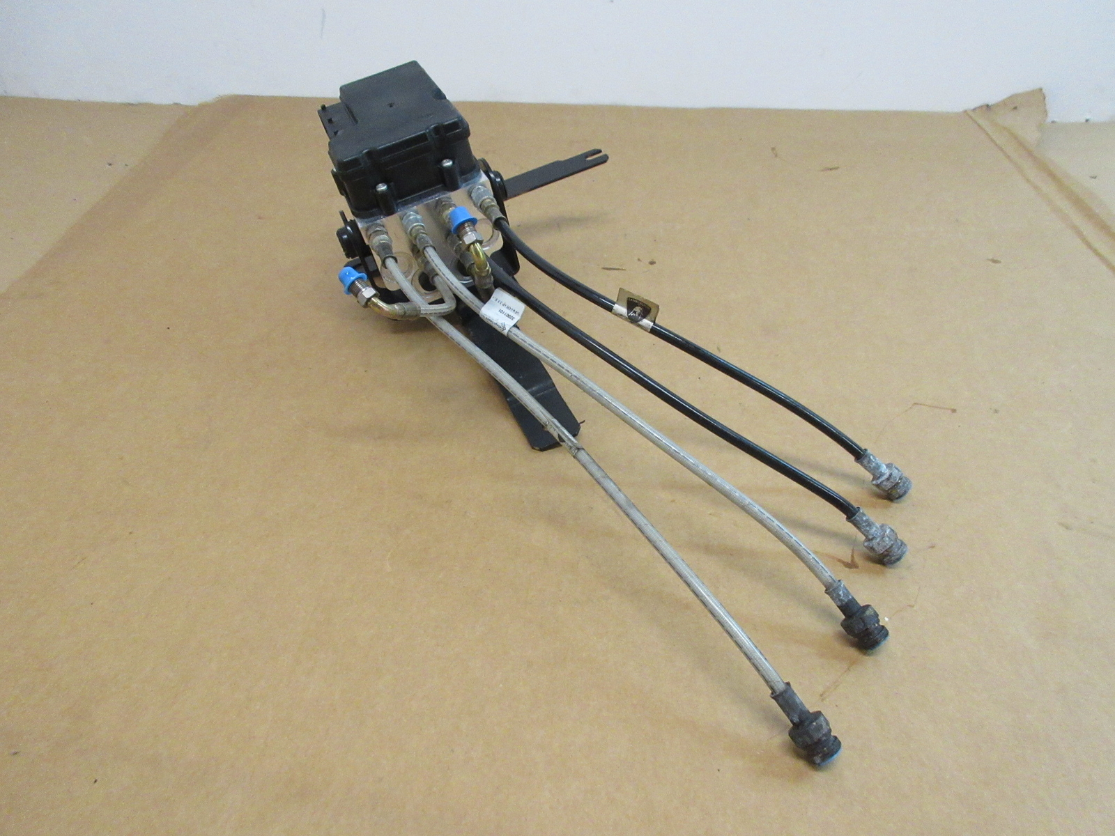 04 Lamborghini Murcielago #1025 ABS Hydraulic Actuator Unit & Module 31010786