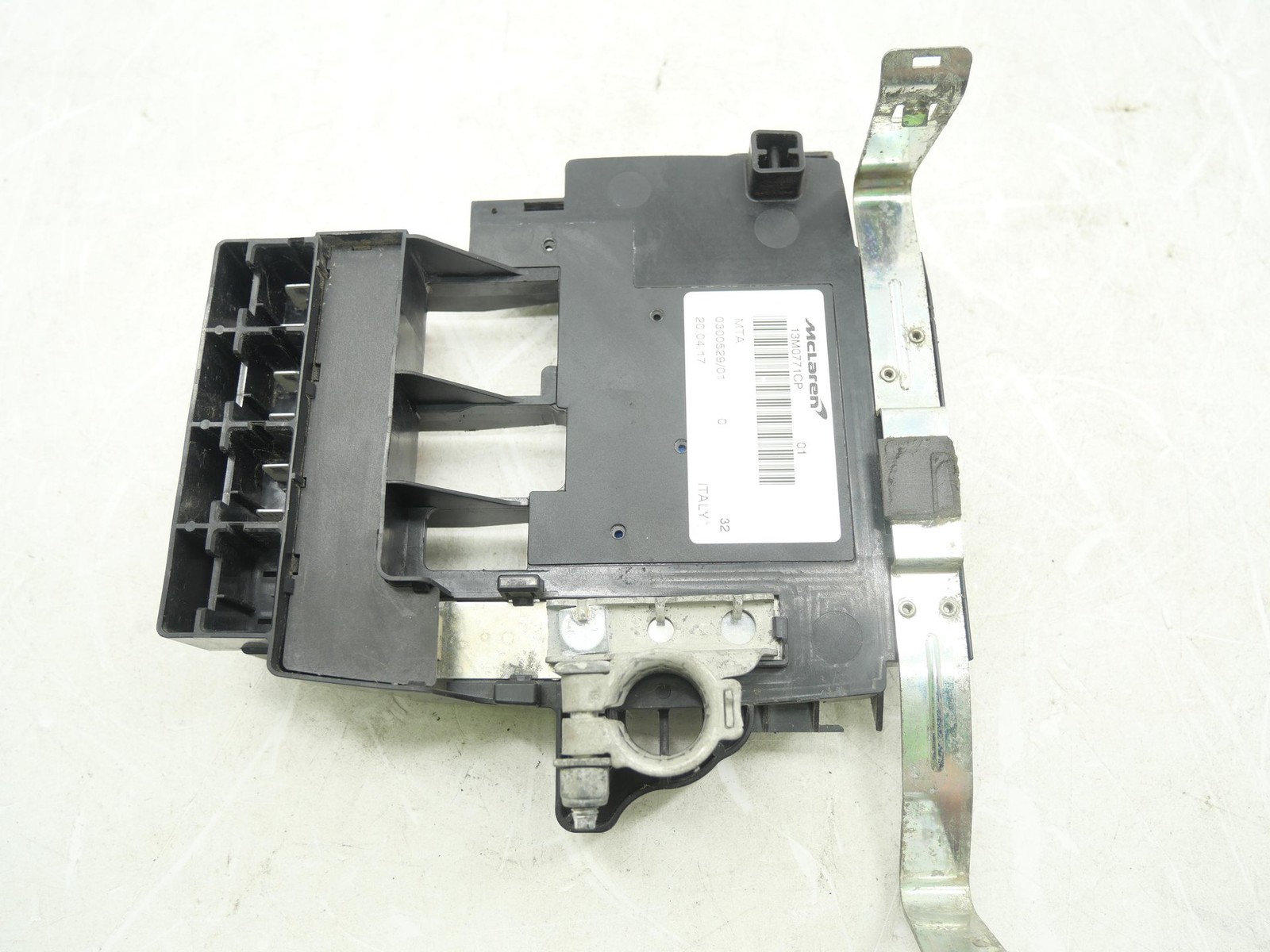 Used Engine Fuse Box Battery Panel Module 2016-2021 McLaren 570S 13M0771CP OEM