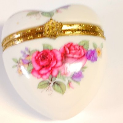 Elegant Hinged Hand Painted Heart-Shaped Trinket Box with Romantic Rose Motif