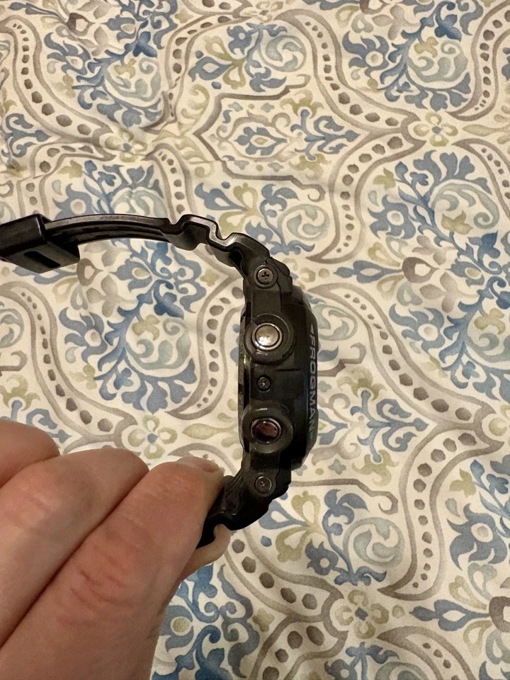 CASIO G-Shock Frogman Solar Atomic Black Resin Band Watch GWF 1000 - Image 3 of 4