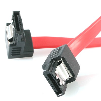 StarTech.com 45cm rechtwinkliges SATA-auf-SATA-Kabel, geschlossenes Serial ATA Kabel