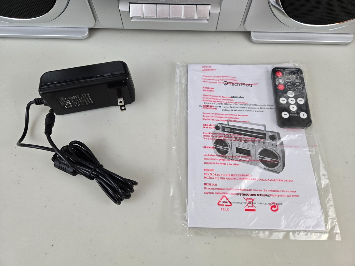 TECHPLAY MONSTER BLUETOOTH BOOM BOX RETRO 1980s GHETTO BLASTER CD