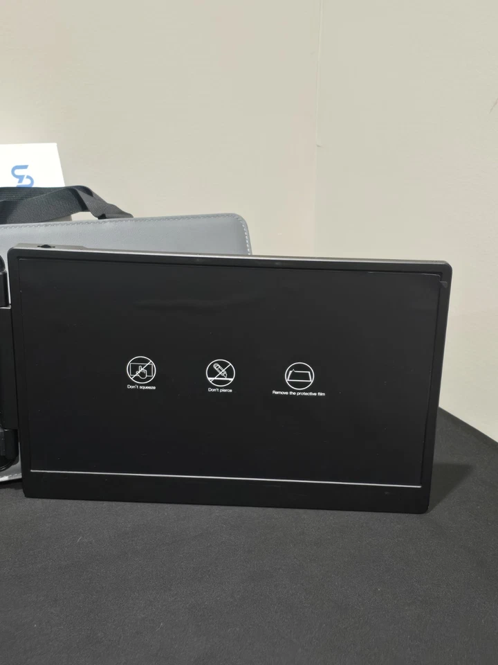 Triple Laptop Screen Extender 14” 1080P FHD Portable Monitor Ultra Slim USB-C - Image 4 of 4