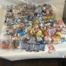 Huge Lot 75 Fast Food Toys McDonald  s, Burger King, Sonic, Wendy  s Sealed