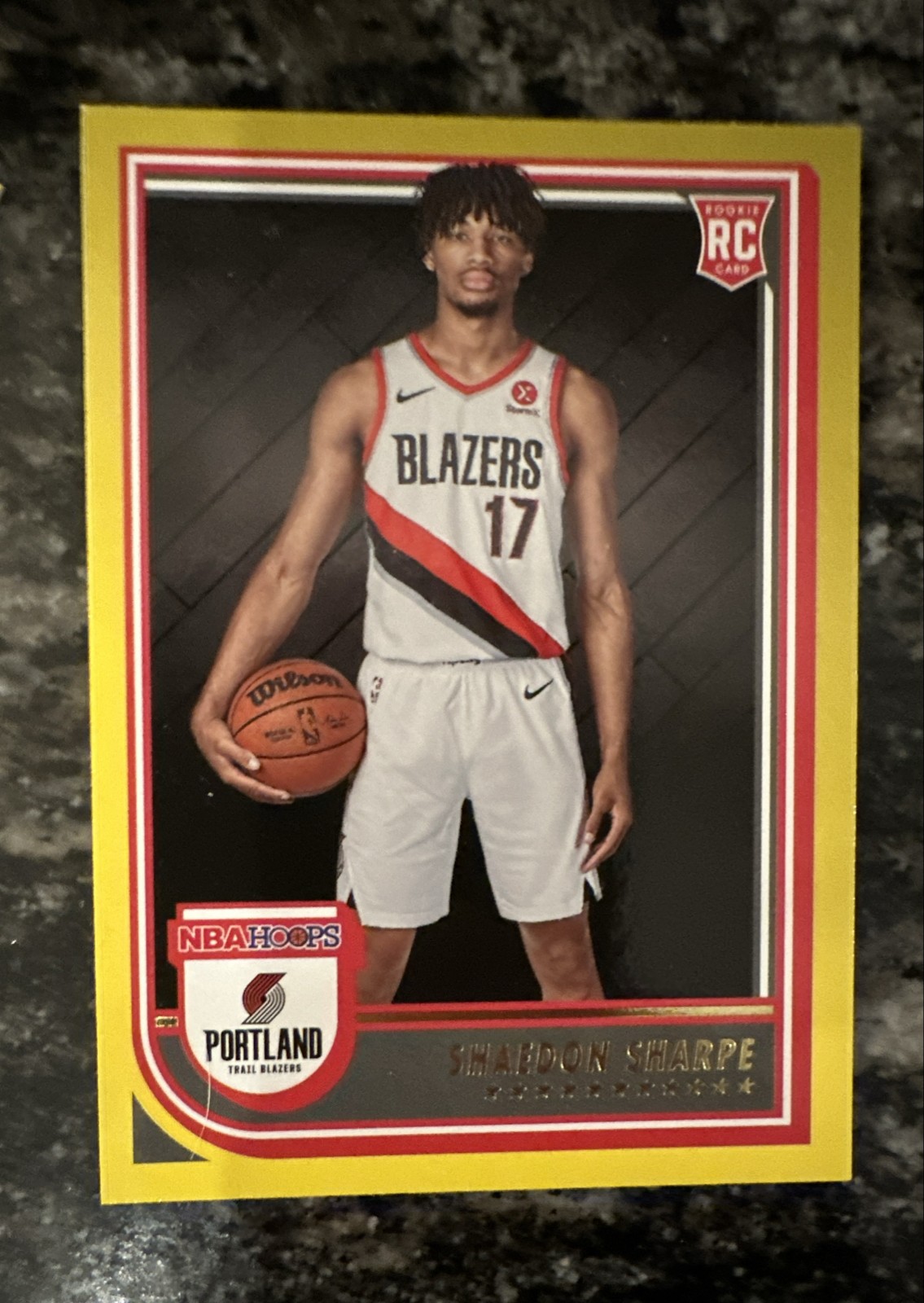 2022-23 Panini NBA Hoops - Rookies Shaedon Sharpe #237 Yellow (RC)
