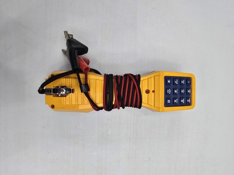 Fluke Networks TS19 Test Set Butt Set Telephone Line Tester