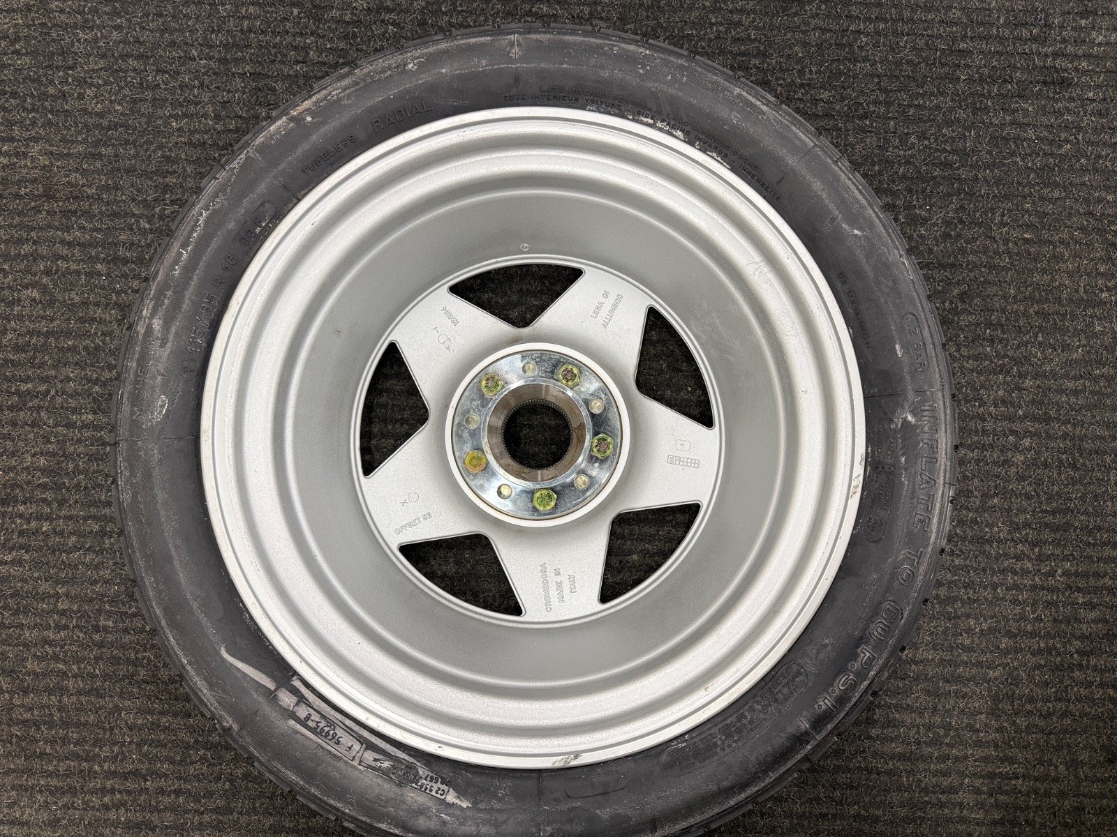 85-86 Ferrari Testarossa "Flying mirror" SPARE wheel and tire CENTER LOCK