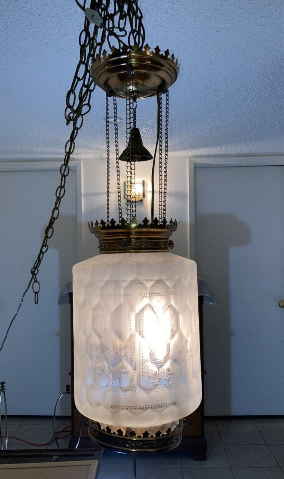 Antique Hanging Oil Hall Lamp Brass Etched Shade & Finger Lamp Read