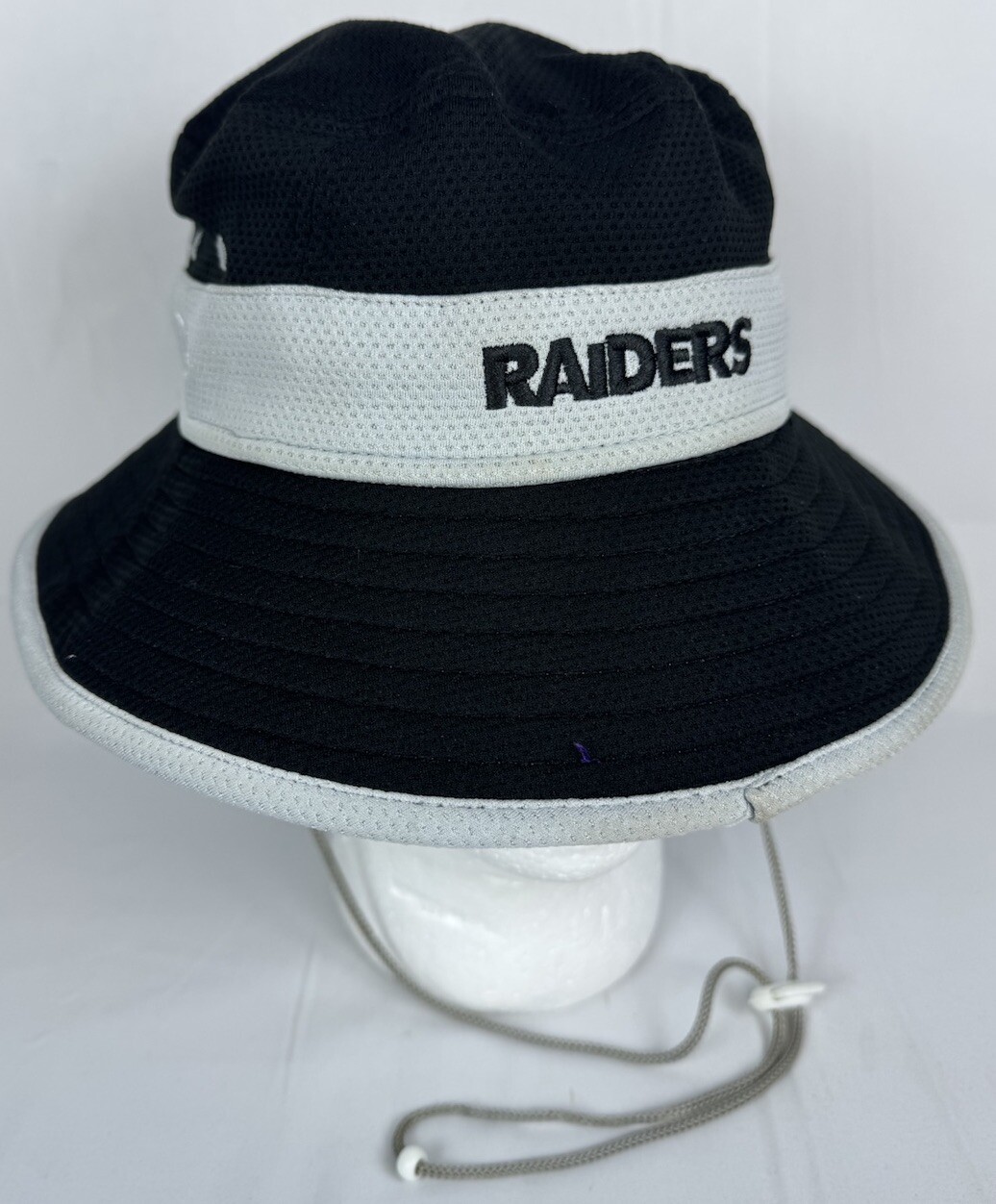 Vintage 00's Y2K Oakland Las Vegas Raiders NFL New Era Adjustable Bucket Hat Cap