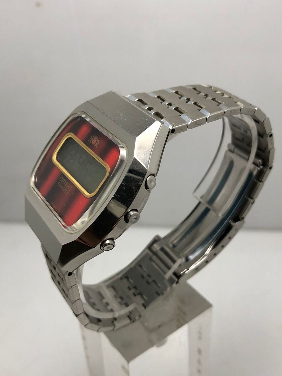 Vintage Orient G641103-40 LCD Digital Quartz Men's Vintage Orient G641103-40 LCD Digital Quartz Men's