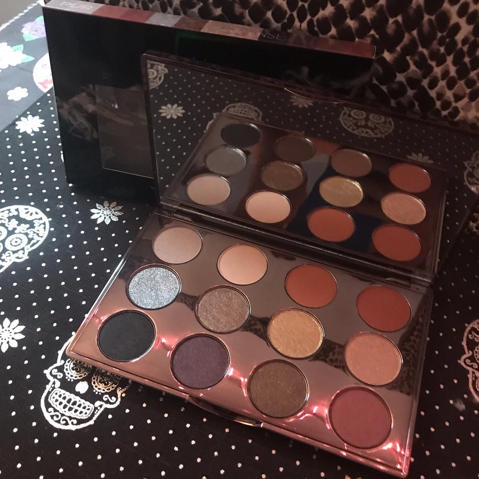 Pur Defense anti pollution eyeshadow palette new in box full size - Image 3 of 4