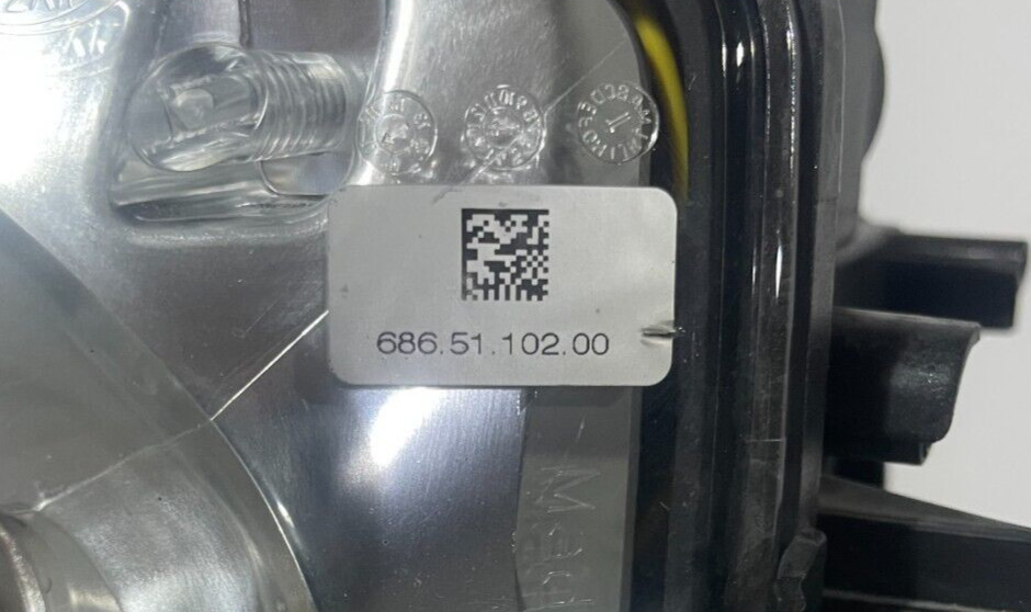 2010 - 2014 ROLLS ROYCE GHOST LEFT XENON HEADLIGHT BARE 63127201165 OEM