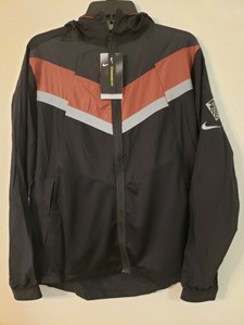 Nike Wild Run Windrunner Lightweight 
