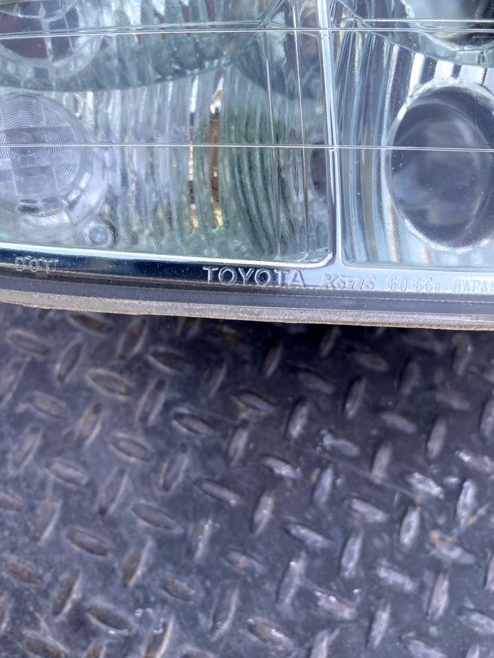 Conjunto de faros antiniebla Lexus LX470 2004 lado derecho del pasajero Foto 3 de 4