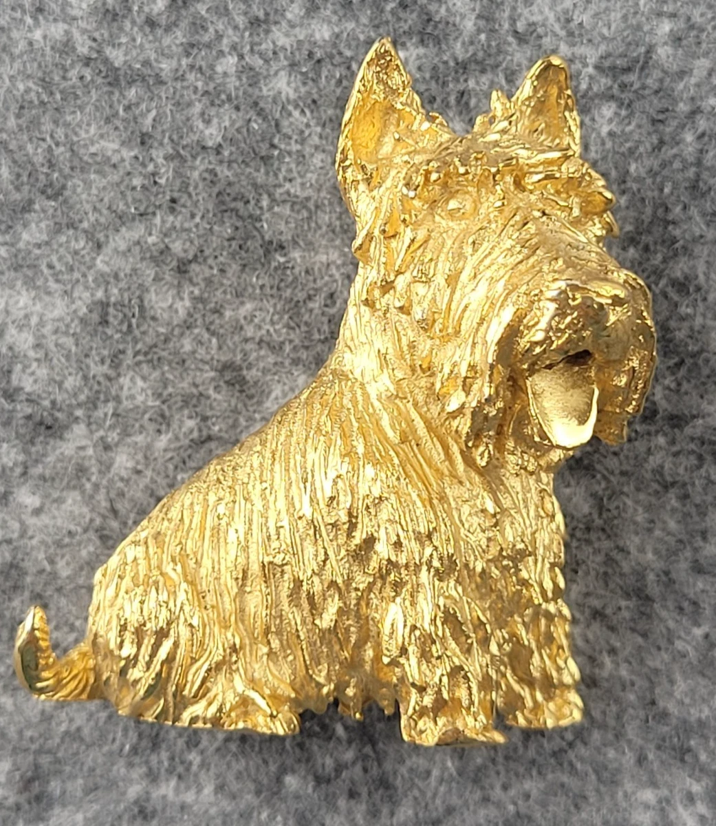 ヴィンテージtrifari チワワ　ゴールドメタルブローチ　犬　dog Trifari Dog Brooch for sale | eBay