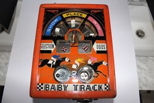 Vintage Baby Track Horse Race Theme Dice Roller Style Trade Stimulator (25 Cent)