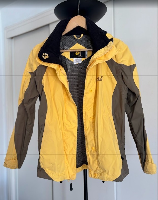 Chaqueta cortavientos vintage Jack Wolfskin talla M