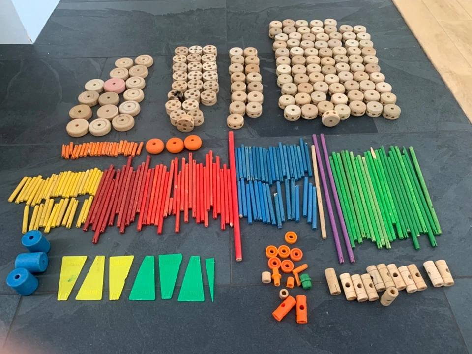 Vintage Tinker Toy Sets Cans No. 155 Big Boy and No. 136 major - Image 2 of 4