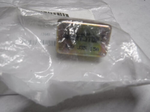 Harley Davidson Dyna Softail Electra Glide 1984-99 15 amperios interruptor automático W22-9G - Imagen 2 de 3